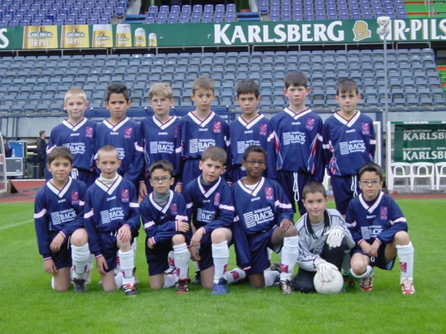 poussins200342.jpg